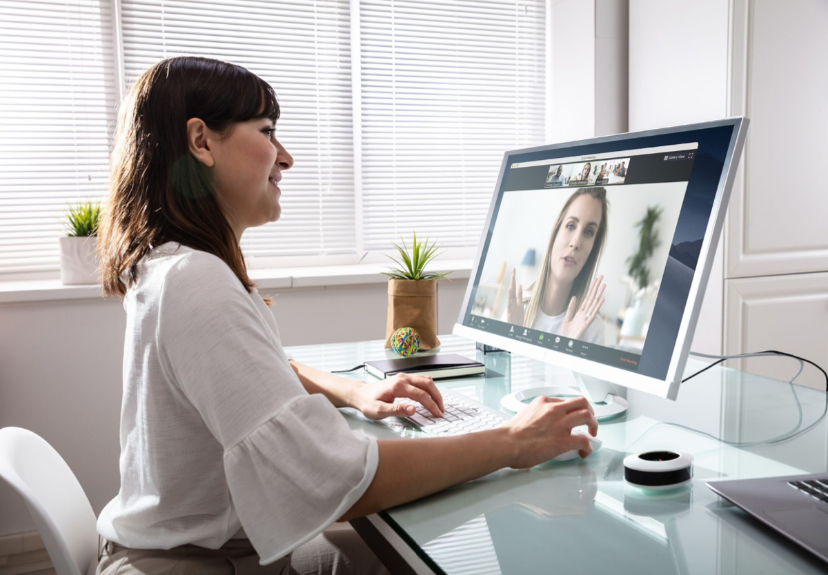 Women meeting virtually for Soul Therapy session